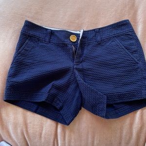Lilly Pulitzer sz 0 Callahan shorts navy. 5”